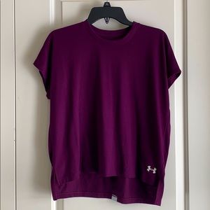 Under Armour t-shirt (high-low)